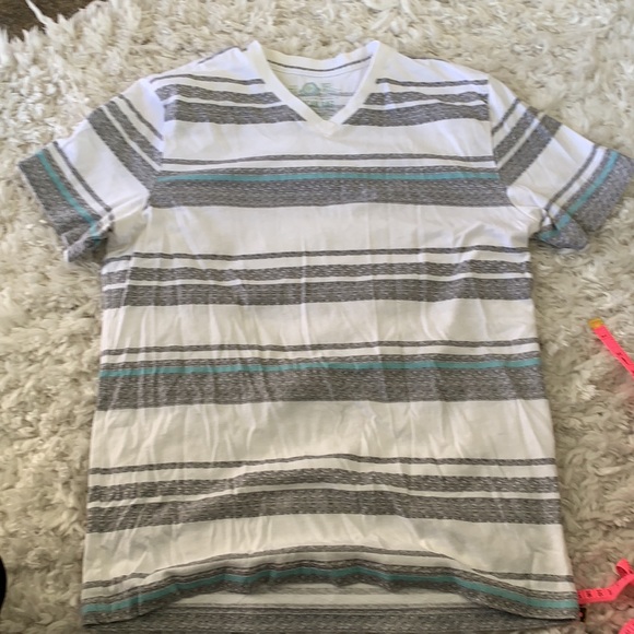 American Rag V Neck - Picture 2 of 7